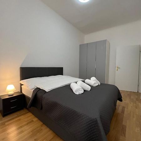 Modernes Juwel In Zentraler Lage Viena Exterior foto